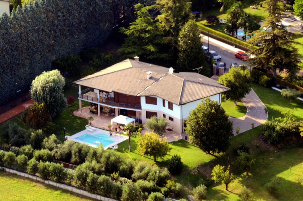 B&B La Grola Сан-Мартино-Буон-Альберго Номер фото